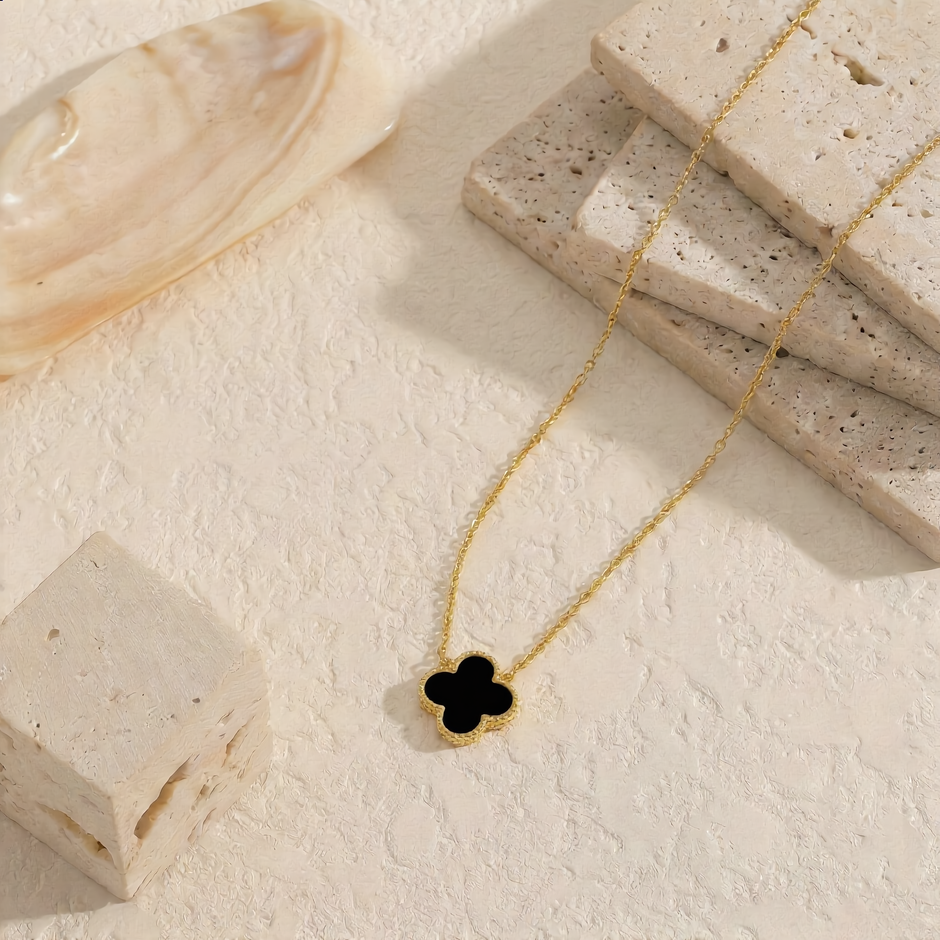 18K ZŁOTY Naszyjnik Koniczyna koloru czarnego - SzAphir